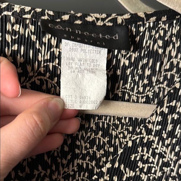 Connected Apparel Floral Black and Tan Vintage Style Dress - Picture 10 of 10